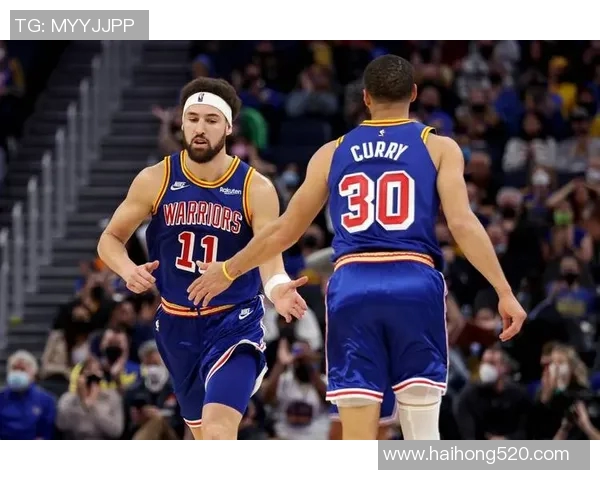 勇士与快船激战27日赛场比分揭晓精彩瞬间回顾